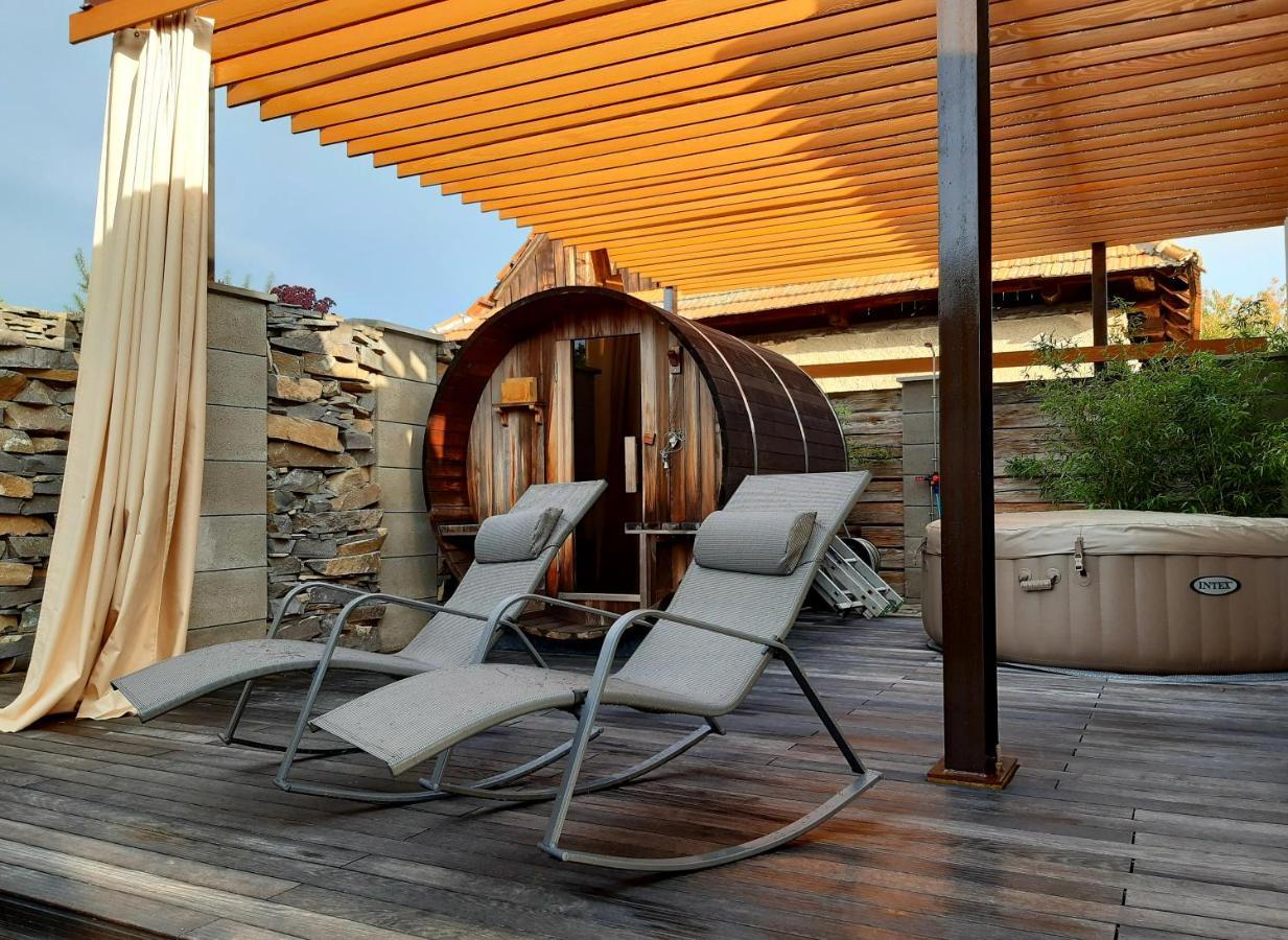 Vigeo Lounge B&B Coffee Bojnice Exterior photo